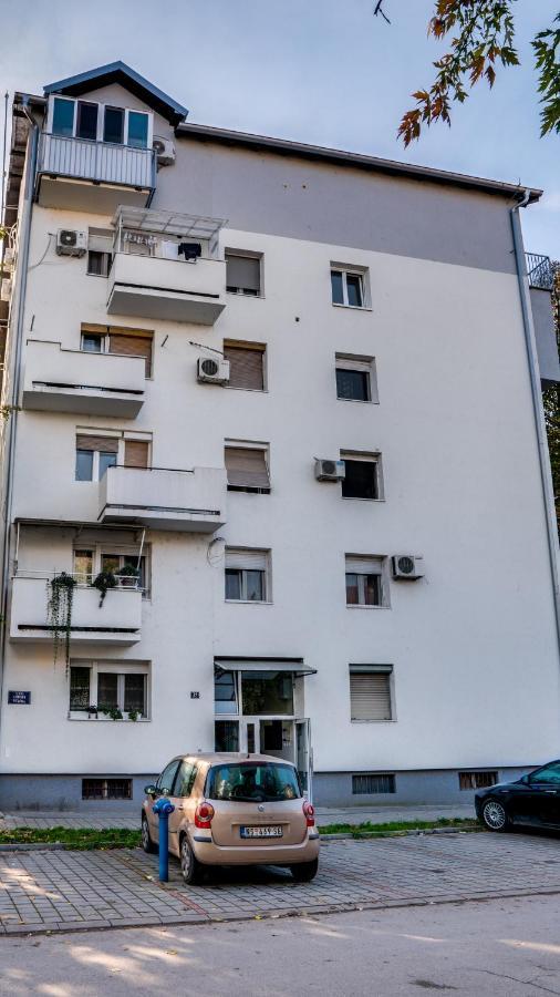 Spa Apartment Yang - Hot Tub, Sauna, Spa Nowy Sad Zewnętrze zdjęcie